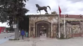 Otel binasından dönüştürülen müze ziyaretçilerini zamanda yolculuğa çıkarıyor