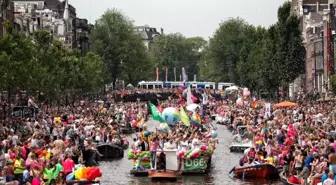 Amsterdam Onur Yürüyüşü şirket reklamlarından arındırılarak daha protest bir etkinliğe dönüştürülecek