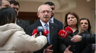 Kılıçdaroğlu, Balyoz davasında yargılanırken intihar eden Yarbay Ali Tatar'ın eşi Nilüfer Tatar'ı ziyaret etti