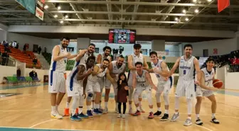 TBL: Kocaeli BŞB Kağıtspor: 80 Mamak Belediyesi: 77