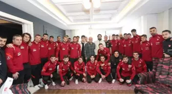 A Milli Futbol Takımı'ndan Ahmet Çalık'ın ailesine ziyaret