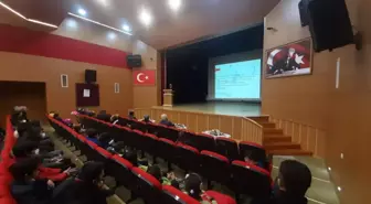 Âşık Murat Çobanoğlu'nu vefatının 17'nci yıl dönümünde, düzenlediği program ile andı