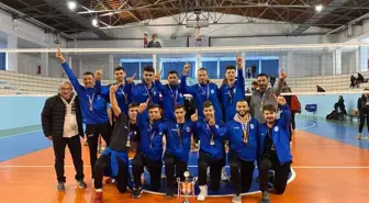 ASÜ voleybol takımı turnuvayı yenilgisiz tamamladı