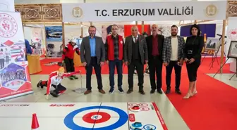 Kış ve buz sporları standına yoğun ilgi