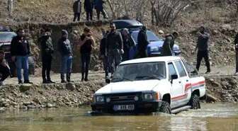 Off-road ekipleri Gediz'de buluştu