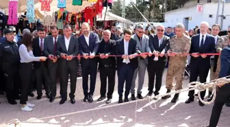 Polateli'nde kurulan halk pazarının açılışı yapıldı