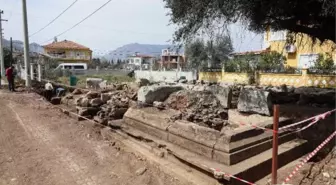 Antalya'da yola bitişik arsada Roma mezarlığı bulundu