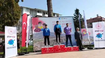 Köyceğiz'de yapılan kano yarışlarında bahar kupası sahiplerini buldu