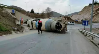 Bilecik'te beton mikserini devrilmesi sonucu 1 kişi yaralandı