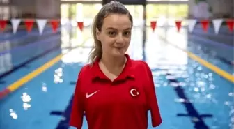 Milli sporcu rekora doymuyor