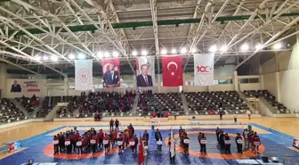 Okul Sporları Güreş Yıldızlar grup müsabakaları başladı