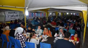 Gaziantep'te her gün bir mahallede iftarlık yemek dağıtılıyor