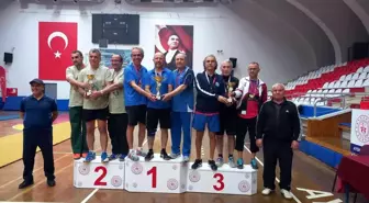 Söke Belediyespor Masa Tenisi'nde sezonu 9 kupayla kapattı