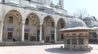 Sokullu Mehmet Paşa Camisi'nde 'cennetten' gelen parçalar korunuyor