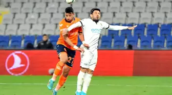 Spor Toto Süper Lig: Başakşehir: 1 Yeni Malatyaspor: 0 (İlk yarı)