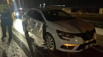 Tır otomobilleri biçti: 3 yaralı