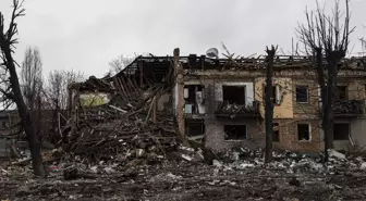 Ukrayna'nın Borodyanka şehri harabeye döndü