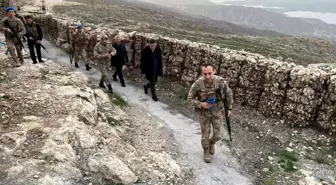 Gercüş Kaymakamı Sinanoğlu, üst bölgesinde askerle iftar açtı