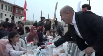 Mardin Valisi Demirtaş, iftarda vatandaşlarla bir araya geldi