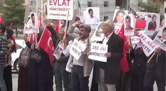 Aileler direniyor, evlat nöbetine katılış devam ediyor