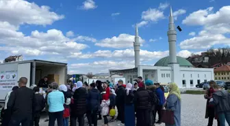 İHH, Bosna Hersek'te ihtiyaç sahibi ailelere ramazan kumanyası dağıttı