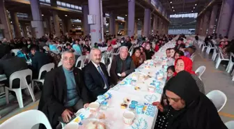 Başkan Büyükgöz, Roman vatandaşlarla iftar yemeğinde bir araya geldi