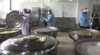 Erciş aşevinden Ramazan'da ihtiyaç sahibi ailelere 3 çeşit yemek