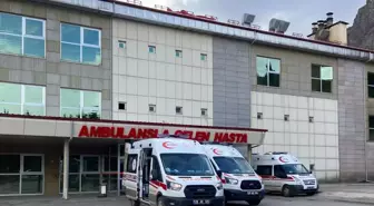 Giresun'da öğrenci servisi devrildi, 8 kişi yaralandı