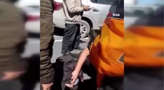 Arnavutköy'de yolun karşısına geçmeye çalışan yaşlı adama otomobil çarptı