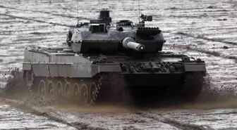 Alman silah şirketi Rheinmetall, Ukrayna'ya 50'ye yakın Leopard 1 tankı vermeye hazır