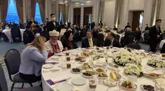 Ruhani liderler ve başkonsoloslar İstanbul Valiliği tarafından düzenlenen iftar programında buluştu