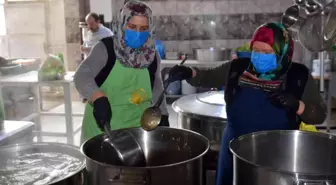 Belediye aşevi ramazanda 500 kişiye yemek ulaştırıyor