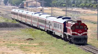 TCCD'den tren rayları etrafında ilaçlama uyarısı