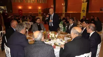 Başkan Pekmezci yetim çocuklarla iftarda bir araya geldi