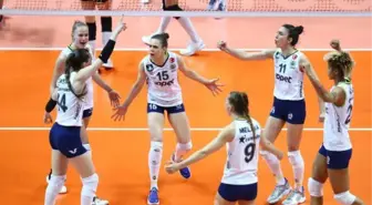 Fenerbahçe Opet, AXA Sigorta Kupa Voley'de finale yükseldi