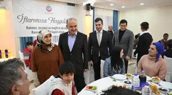 Yalova'da 'Dünya Yetimler Günü' dolayısıyla iftar verildi