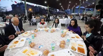 Demetevler sakinleri, iftar sofrasında buluştu