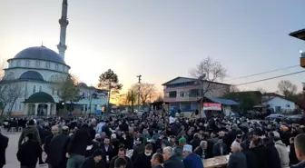 İshakçılar'da iftar sofrası kuruldu