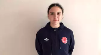 Milli takımın kalesi Turgutlu Belediyesporlu Betül'e emanet