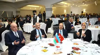 Azerbaycanlı ve Türk iş insanları iftar programında buluştu