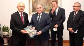 Başkan Öndeş, bin günlük faaliyet raporunu CHP Lideri Kılıçdaroğlu'na sundu