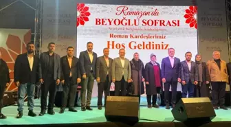 Beyoğlu'nda Roman vatandaşlar iftar sofrasında bir araya geldi