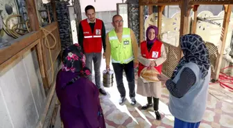 Hayırseverlerin yardımları ihtiyaç sahiplerinin iftar sofrasına AŞ oluyor