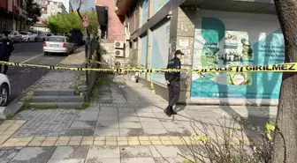 İstanbul'da TÜGVA binasına bombalı saldırı! Polis, şüpheli kadının peşinde