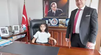 Amasra Belediye Başkanı Recai Çakır, Koltuğunu Çocuk Başkanlara Emanet Etti