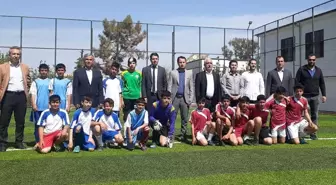 Samsat'ta ortaokullar arası futbol turnuvası yapıldı