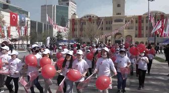 Büyükçekmeceli Çocuklar, 23 Nisan'da Tüm Dünyaya Barış Mesajı Verdiler