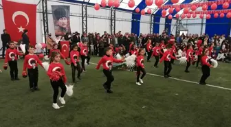 Çıldır'da coşkulu 23 Nisan kutlaması