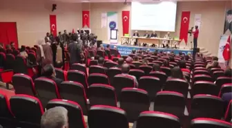 YÖK Başkanı Özvar, Van'da üniversite öğrenciyle buluştu