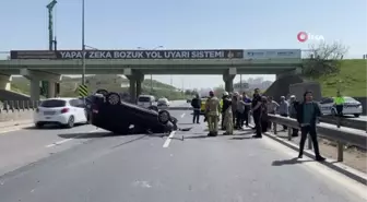 Pendik'de beton refüje çarpan otomobil takla attı: 1 yaralı